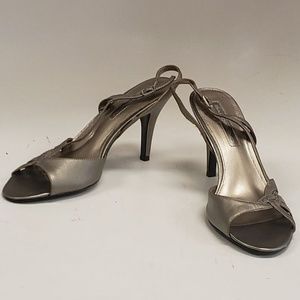 BANDOLINO 'Render' Open Peep Toe Slingback Heels